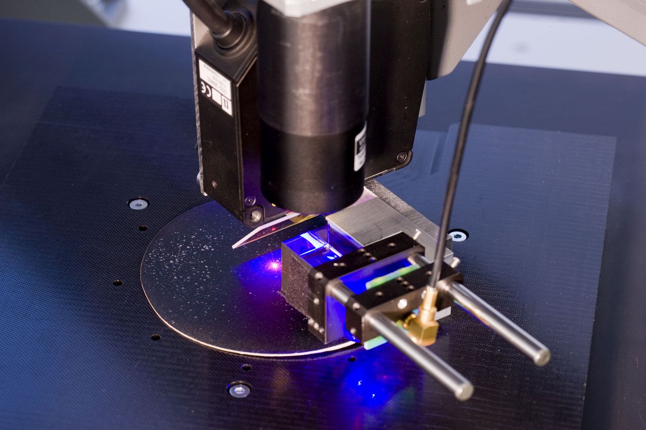 Hochauflösende Mikroskop-Injektion